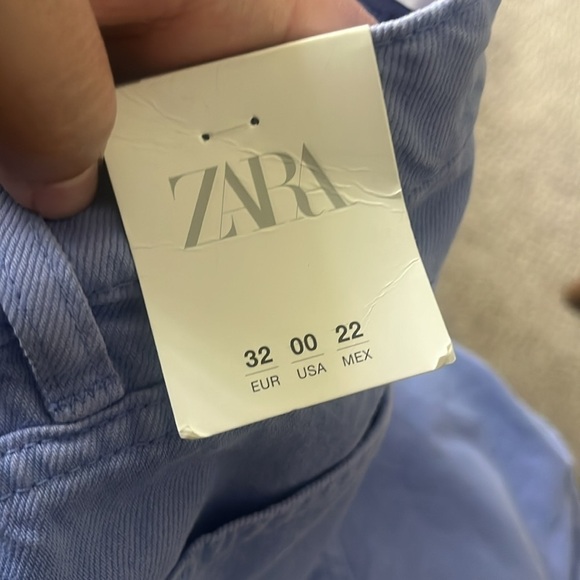 Zara High Waist Denim Shorts Women’s Size 0 Light Blue Classic Jean Shorts - Picture 2 of 4